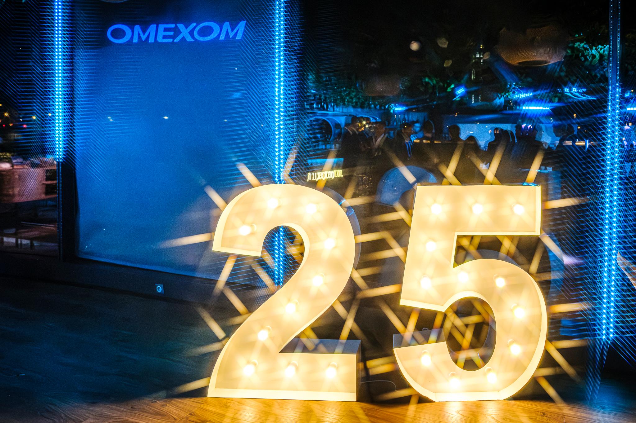 Banner celebrating 25 years of Omexom energy expertise