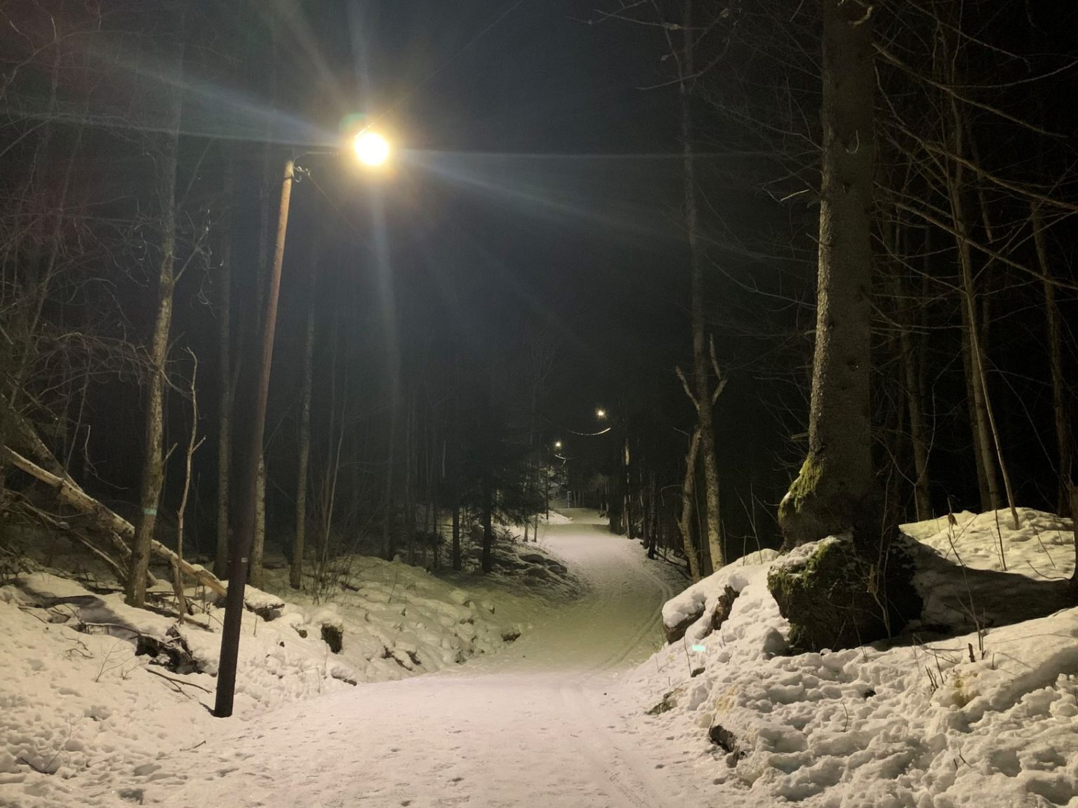 Omexom-Norway-light-path